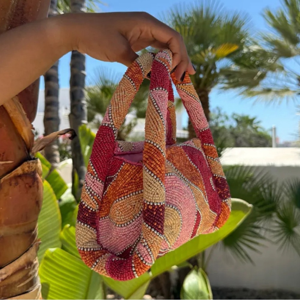 Never Fully Dresses beaded pink bag NEW - Picture 2 of 5